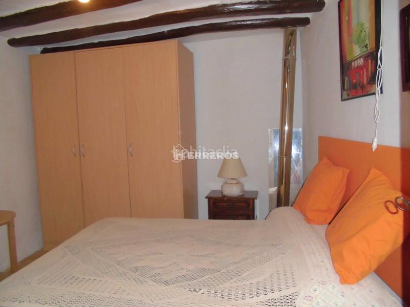 Foto dc6385bd-0b15-4a1e-b586-4d0a970d5a85. Casa con riscaldamento in Ocón
