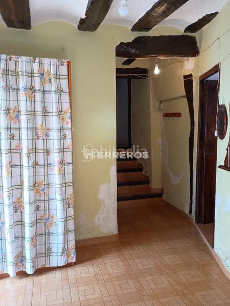 Foto f03a017e-b2d2-427c-970d-76275dc6c308. Casa con riscaldamento in Ocón