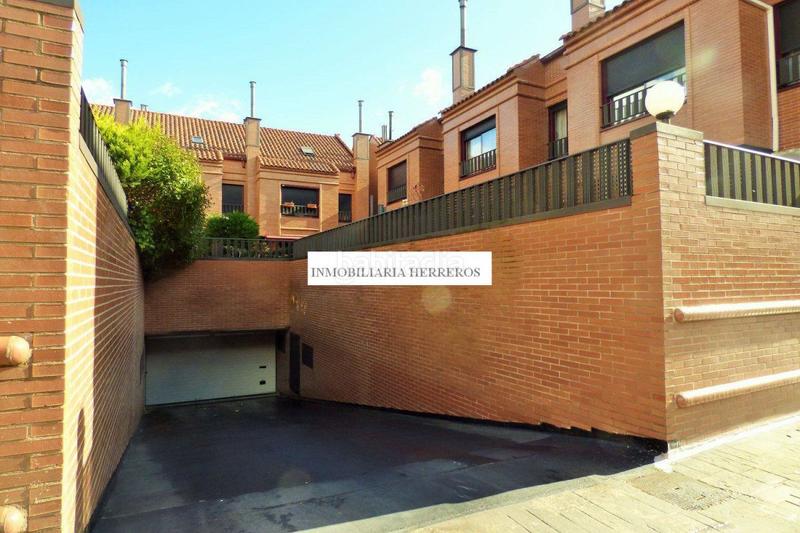 Foto b068ce85-e143-4337-b111-cb72bd341ebe. Reihenhaus mit heizung parking pool in Avenida Madrid Logroño