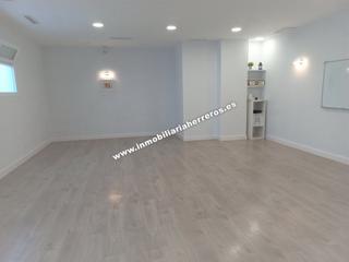 Local Comercial  Pepe blanco. Local com. en venta en club deportivo, 1 despacho.
