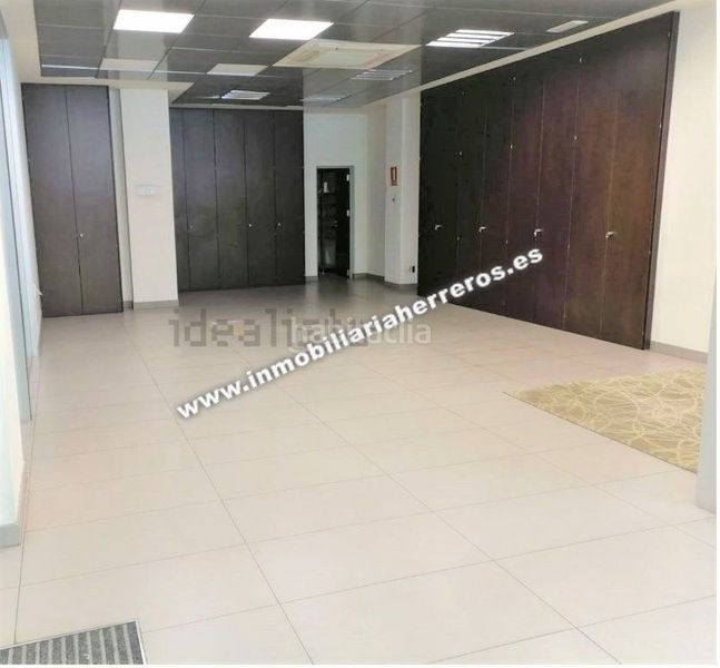 Foto 721c935d-ed3c-45c3-8636-e4969a649e82. Local comercial a Juzgados Logroño