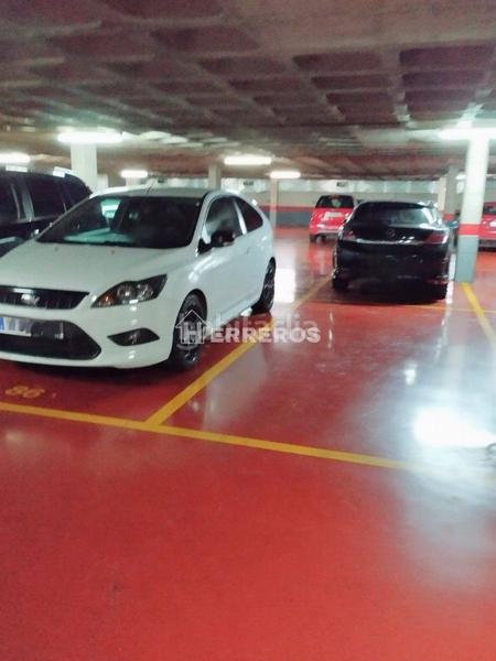 Foto d1fe585f-098e-4e3f-80bf-6ee4ea042637. Car parking in San Adrián Logroño