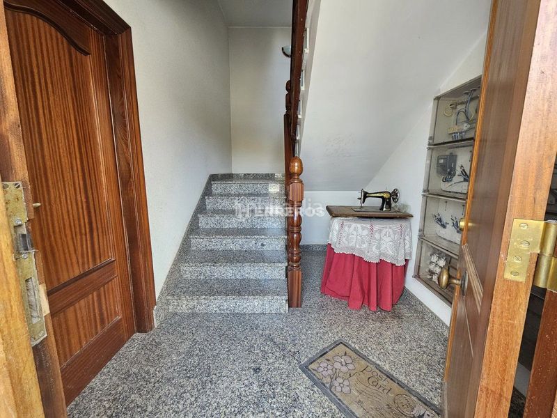 Foto 5cb61e1d-26b2-4e99-a56a-bc0eba720401. Casa a schiera con riscaldamento parcheggio in Villamediana de Iregua