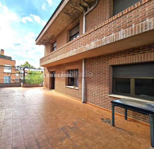 Foto 9b301783-8634-42e6-81d1-8ea1fd19ec7f. Casa a schiera con riscaldamento parcheggio in Villamediana de Iregua