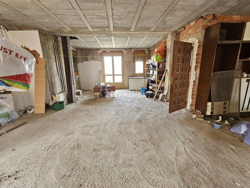 Foto f8d5b0d6-72ad-4612-8f2c-e4a1f3fdd19f. Casa a schiera con riscaldamento parcheggio in Villamediana de Iregua