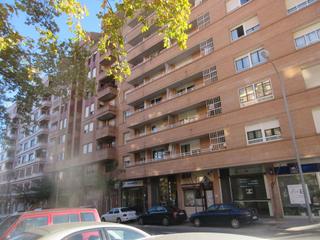 Local Comercial  Barrera. Local com. en venta en club deportivo.