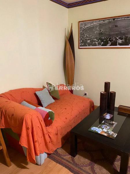 Foto dbeb320e-e7d1-4b29-8e73-7207f6f5c592. Piso  en venta en Casco Antiguo, 3 dormitorios. en Logroño