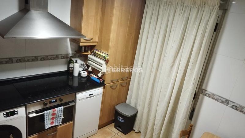 Foto 233f8a34-240a-491d-889e-cb8fdb4793ff. Apartament amb calefacció a La Portalada - Varea Logroño