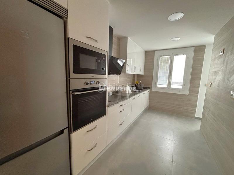Foto 09c70739-4fa1-40a8-8f3c-96743d541b5d. Apartament amb calefacció a Jesuitas Logroño