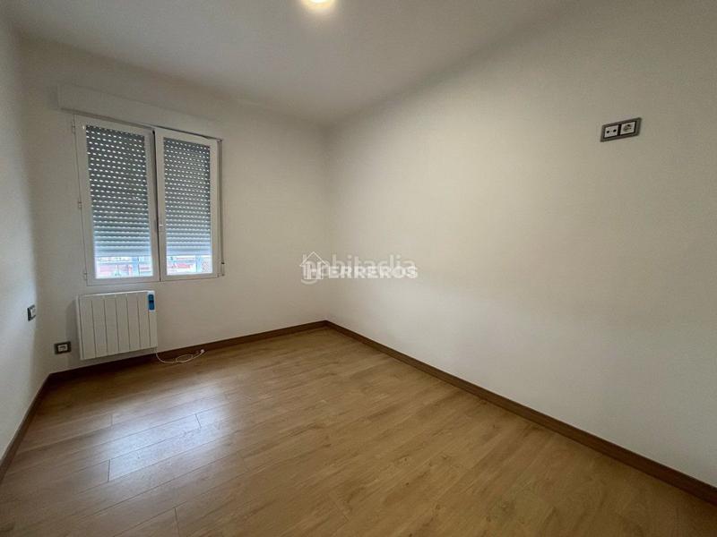 Foto 4e2ab4f0-1e3c-4239-ba42-619147182384. Apartament amb calefacció a Jesuitas Logroño