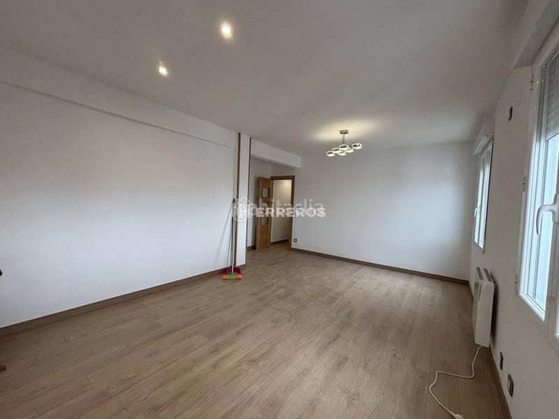 Foto 6714bc97-86e8-47d9-9e51-6c7ba4448446. Apartament amb calefacció a Jesuitas Logroño