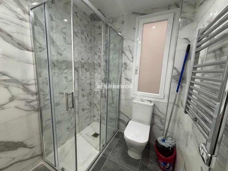 Foto c3d917e6-fb9c-40b5-b142-3d1506929af7. Apartament amb calefacció a Jesuitas Logroño