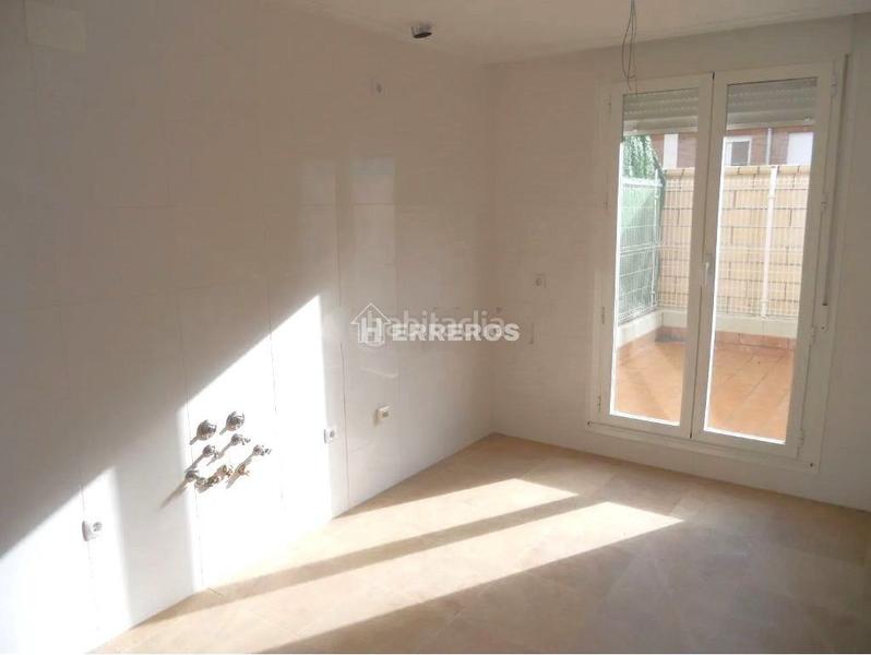 Foto a9f49812-e1ef-4a2f-b615-902ad62b1e1b. Casa adossada amb calefacció aparcament a Navarrete