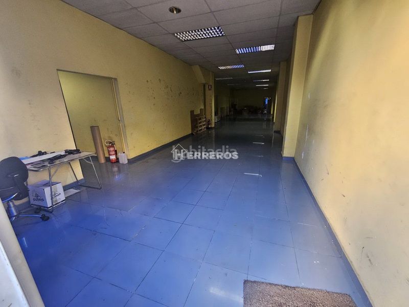 Foto 38e72420-61bc-44dc-8f3e-43a3a0eb8445. Local comercial a Juzgados Logroño