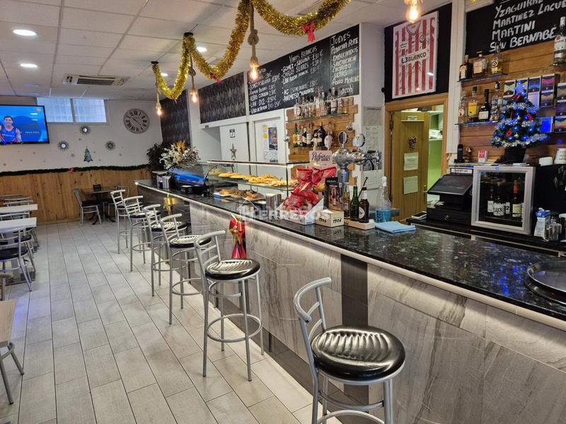 Foto f8876cd4-eff3-48dd-b9f0-1cdce9150345. Trapasso locale commerciale in San Adrián Logroño