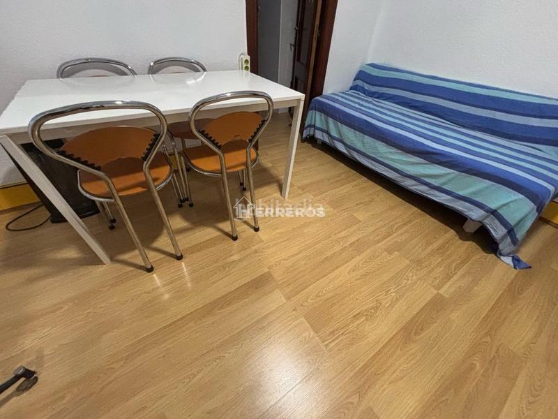 Foto 8d051215-dc5a-4c26-baa6-7f6bb291ceff. Appartement avec chauffage dans San Millán - Ayuntamiento Logroño