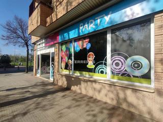 Local Comercial  Pintor rosales. Local com. en venta en club deportivo, 2 despachos.