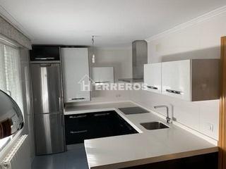Maison jumelée à Uruñuela. Adosado en venta en uruñuela, 4 dormitorios.