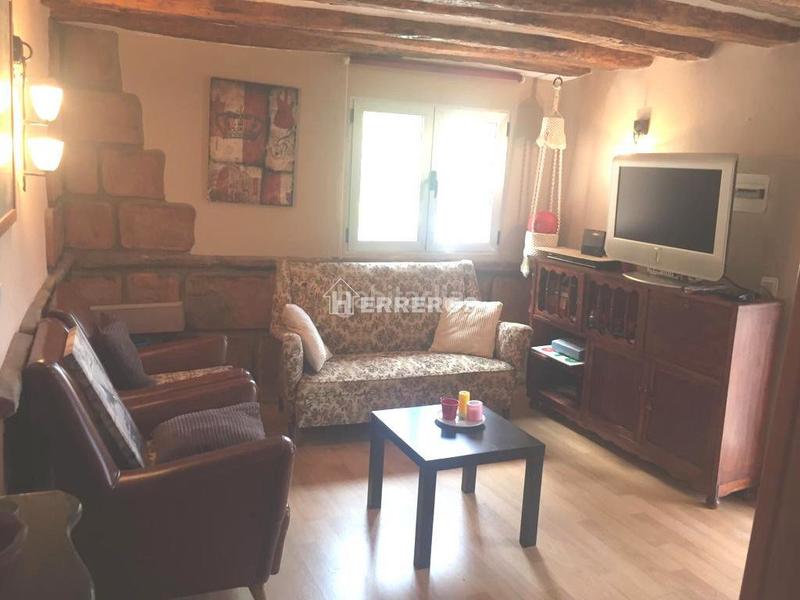Foto 516c76d6-f98b-49b0-95e5-59abe7c59826. Casa con riscaldamento parcheggio in Ocón