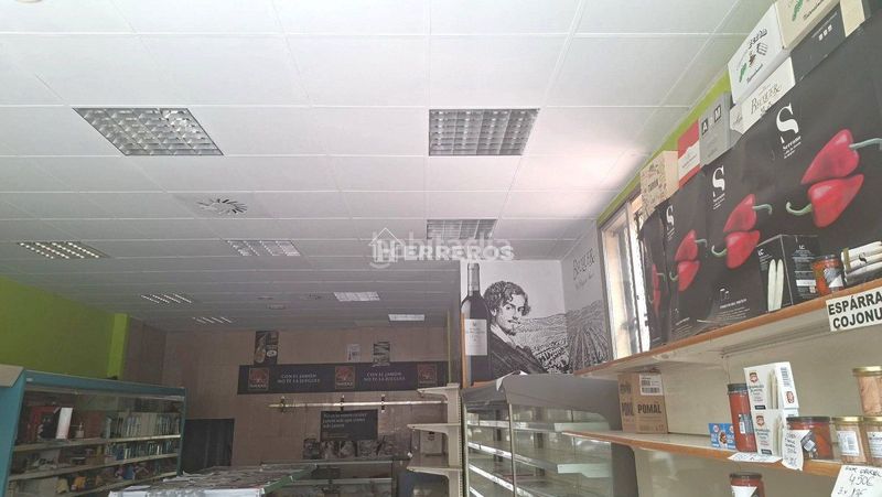 Foto 62119217-d4cf-45c9-a35e-ad3cbd50b3bf. Local comercial a Oeste Logroño