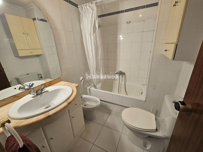 Foto a7e0e1b3-0bf3-4379-86dc-1f220335cd7e. Apartament amb calefacció a Casco Antiguo Logroño