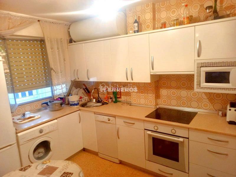 Foto 59259dbe-aa41-4f83-b0a2-684107c7a944. Piso  en venta en najera, 3 dormitorios. en Nájera