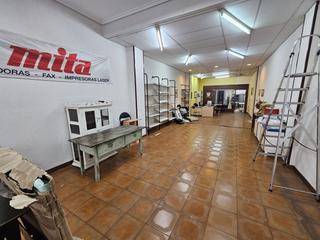 Local Comercial a AVDA. DE COLON