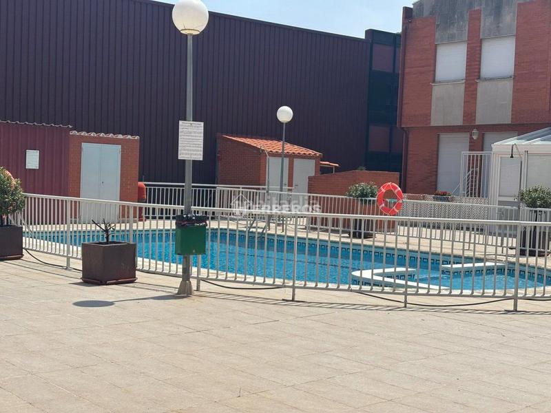 Foto 0b34a1ec-a320-403d-9ae1-3035140c95f2. Reihenhaus mit heizung parking pool in Portillejo - Valdegastea Logroño