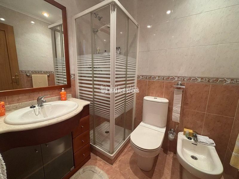 Foto 2edc73ed-9435-402a-8b9e-1d97ed002be1. Reihenhaus mit heizung parking pool in Portillejo - Valdegastea Logroño