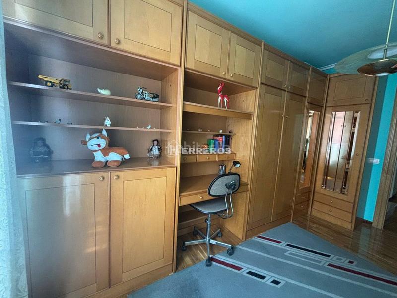 Foto 56779bff-fb90-488f-8d20-b1de38a639cb. Reihenhaus mit heizung parking pool in Portillejo - Valdegastea Logroño