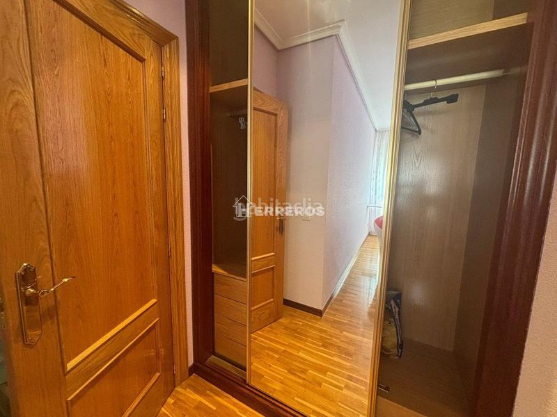 Foto a5fa8e43-5b5a-40a4-9724-bd1391df640a. Reihenhaus mit heizung parking pool in Portillejo - Valdegastea Logroño