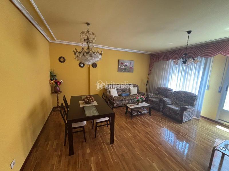 Foto c131c7ce-5e90-4aa2-b0f2-aa0bd98a3271. Reihenhaus mit heizung parking pool in Portillejo - Valdegastea Logroño