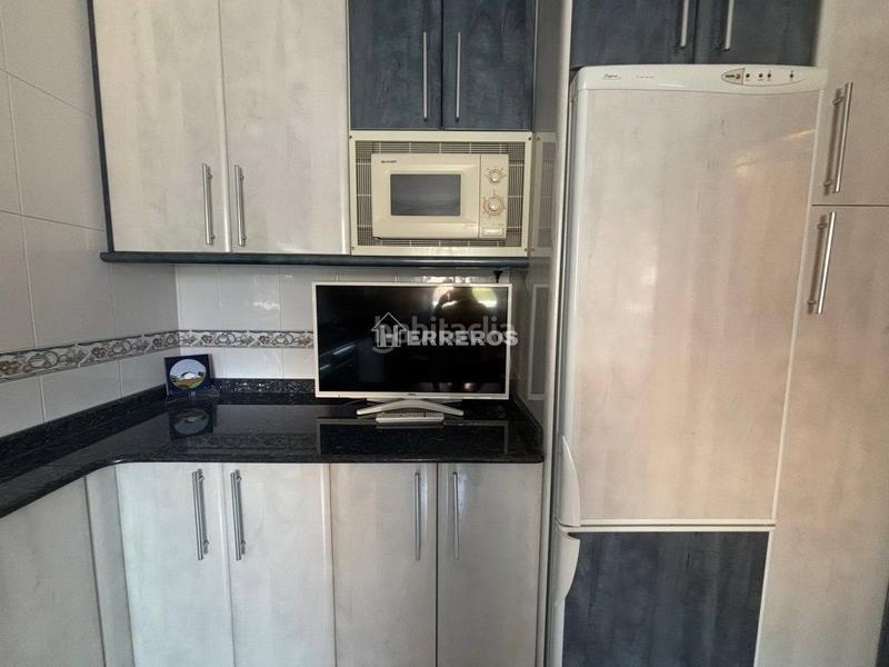 Foto cc112d6b-9f09-4875-bba7-87b852314e16. Reihenhaus mit heizung parking pool in Portillejo - Valdegastea Logroño