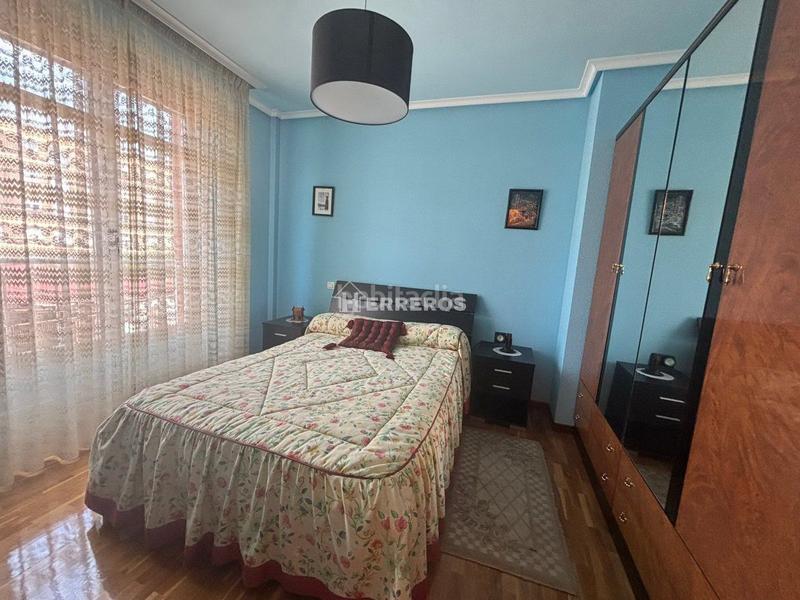 Foto cff47612-81c8-41b7-b371-7f5b5bd8f173. Reihenhaus mit heizung parking pool in Portillejo - Valdegastea Logroño