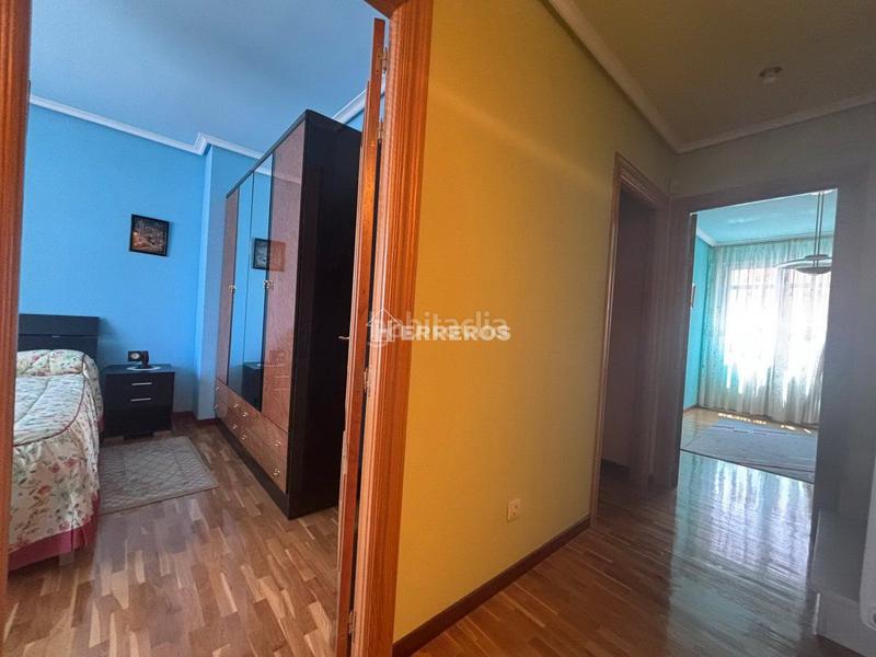 Foto dc439fd9-0692-4722-a0e2-116aa4ad1e5f. Reihenhaus mit heizung parking pool in Portillejo - Valdegastea Logroño