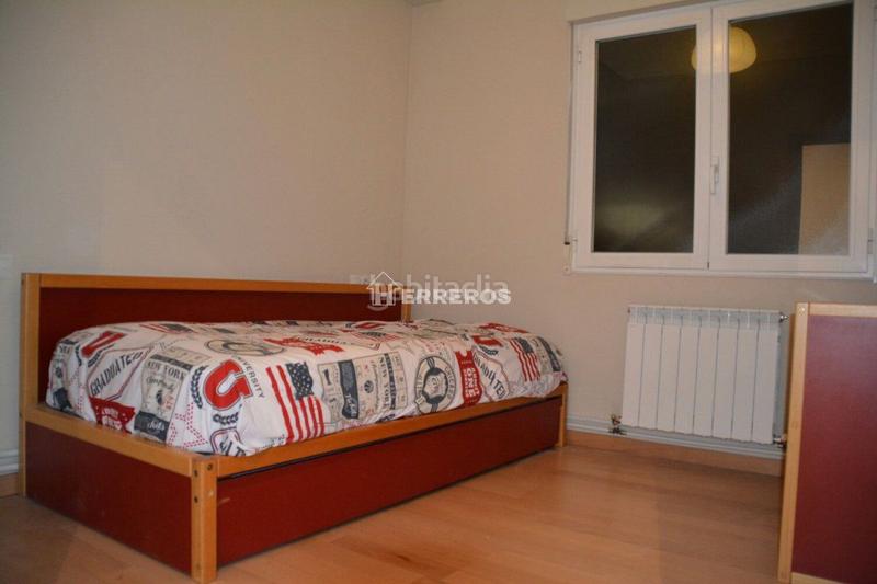 Foto 173824a2-5d26-4128-91e7-988e19880d15. Apartamento  en venta en centro, 2 dormitorios. en Logroño