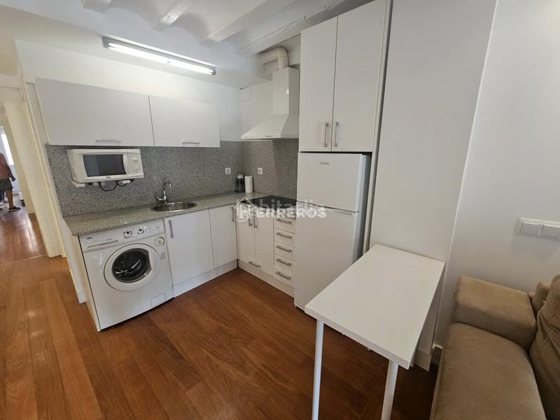 Foto 17ca609e-42eb-49e3-b17a-5c26bd608754. Piso  en venta en Casco Antiguo, 1 dormitorio. en Logroño
