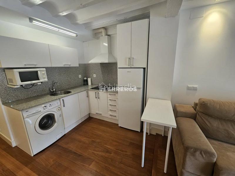Foto bcf0d7a5-1a7a-4592-bb05-c8d479318c39. Piso  en venta en Casco Antiguo, 1 dormitorio. en Logroño