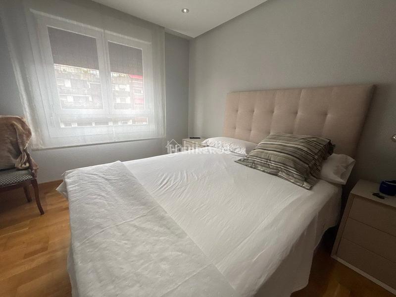 Foto 5bc5d499-1274-40e2-b03a-3e8a1d130e63. Flat with heating in Gran Via Logroño