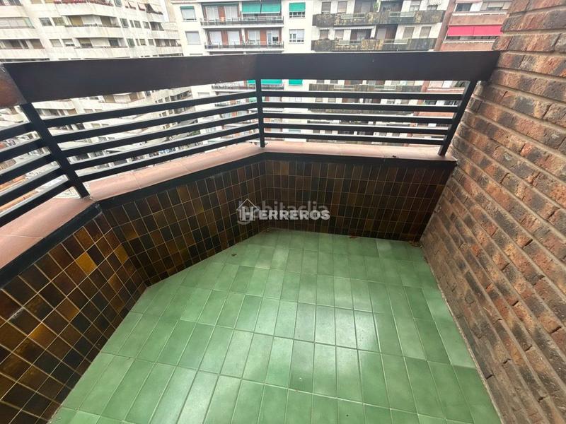 Foto 8d9c12d1-fe8f-47ba-bfc2-b417359257ce. Flat with heating in Gran Via Logroño