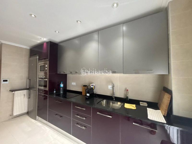 Foto f228bcbb-d84b-49a9-86f6-c72f58aa3c67. Flat with heating in Gran Via Logroño