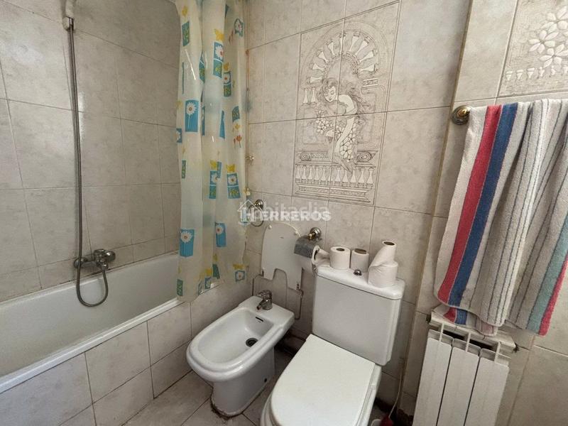 Foto 2f536e02-f0fa-41f2-9f68-26c78a8410bb. Pis amb calefacció a Oeste Logroño