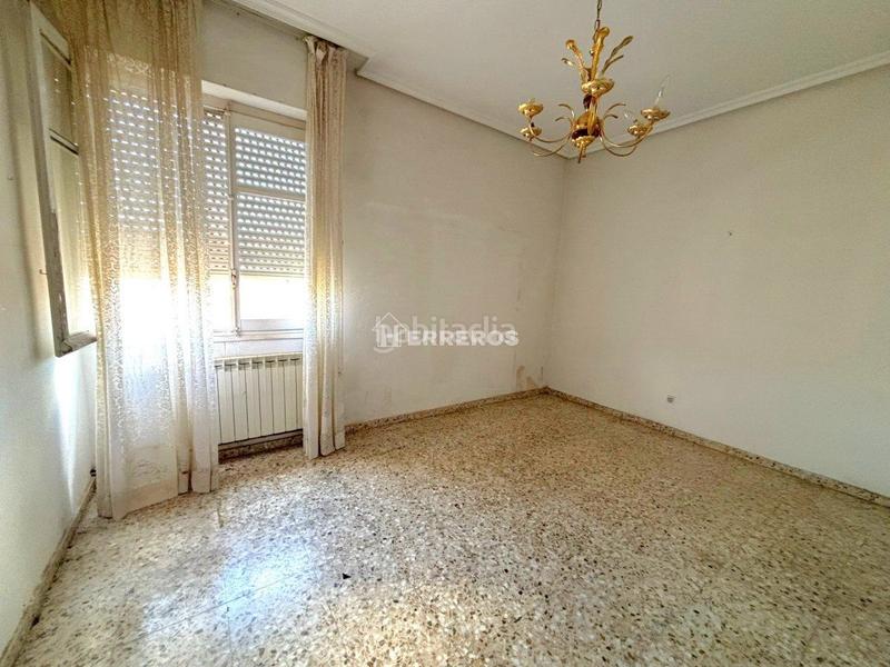 Foto deee8480-fb42-4312-8c8a-73fbde4646df. Pis amb calefacció a Oeste Logroño