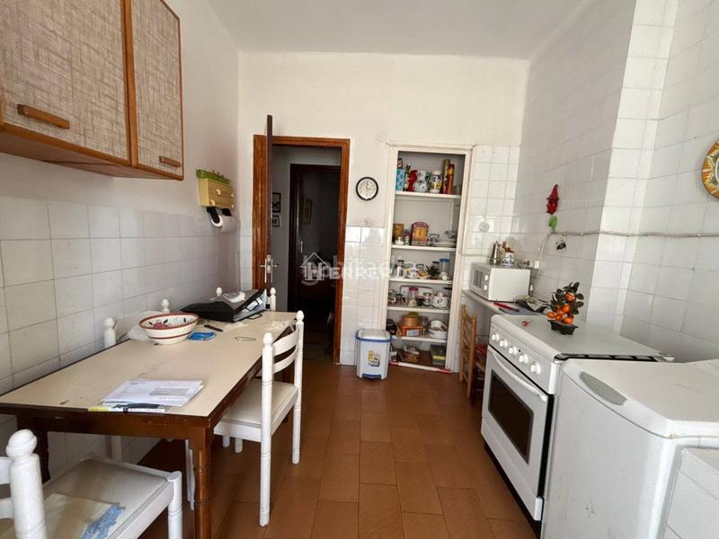 Foto a733d044-a2a5-4cdc-a6da-7b88fcff2fd7. Apartamento  en venta en centro, 2 dormitorios. en Logroño