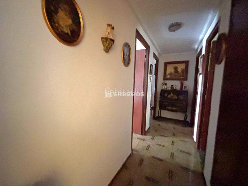 Foto f061ac3d-2661-4693-9a4f-266d574c64b9. Apartamento  en venta en centro, 2 dormitorios. en Logroño