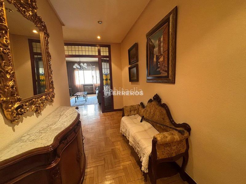 Foto 5b0ec5da-90c5-499d-953c-e3a086387228. Piso  en venta en centro, 3 dormitorios. en Gran Via Logroño