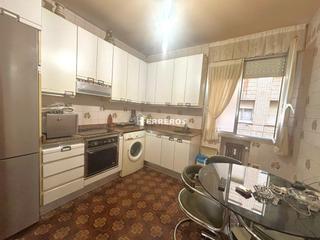 Pis  Menendez pelayo. Piso en venta en centro, 3 dormitorios.