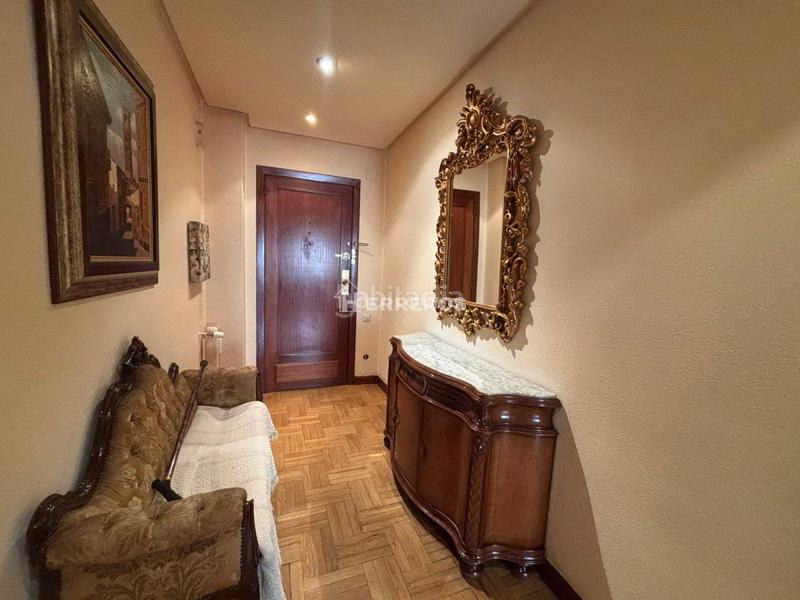 Foto 7ba7db4d-77ae-45d9-822f-711660354d1c. Piso  en venta en centro, 3 dormitorios. en Gran Via Logroño