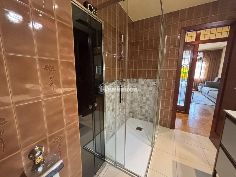 Foto f6482064-8898-410a-8b0d-4505290d3bd8. Piso  en venta en centro, 3 dormitorios. en Gran Via Logroño