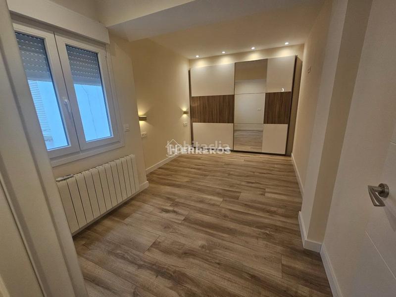 Foto bee2d898-0f29-455c-a227-b0905e5ecd04. Piso  en venta en chile, 2 dormitorios. en Gran Via Logroño